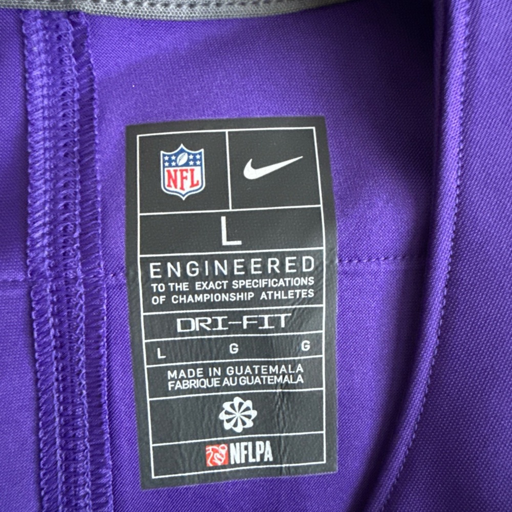 Nike Purple and White Men's Jersey - Picture 4 of 6